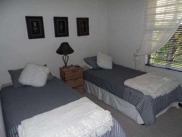 To Let 3 Bedroom Property for Rent in Eikenbosch Western Cape